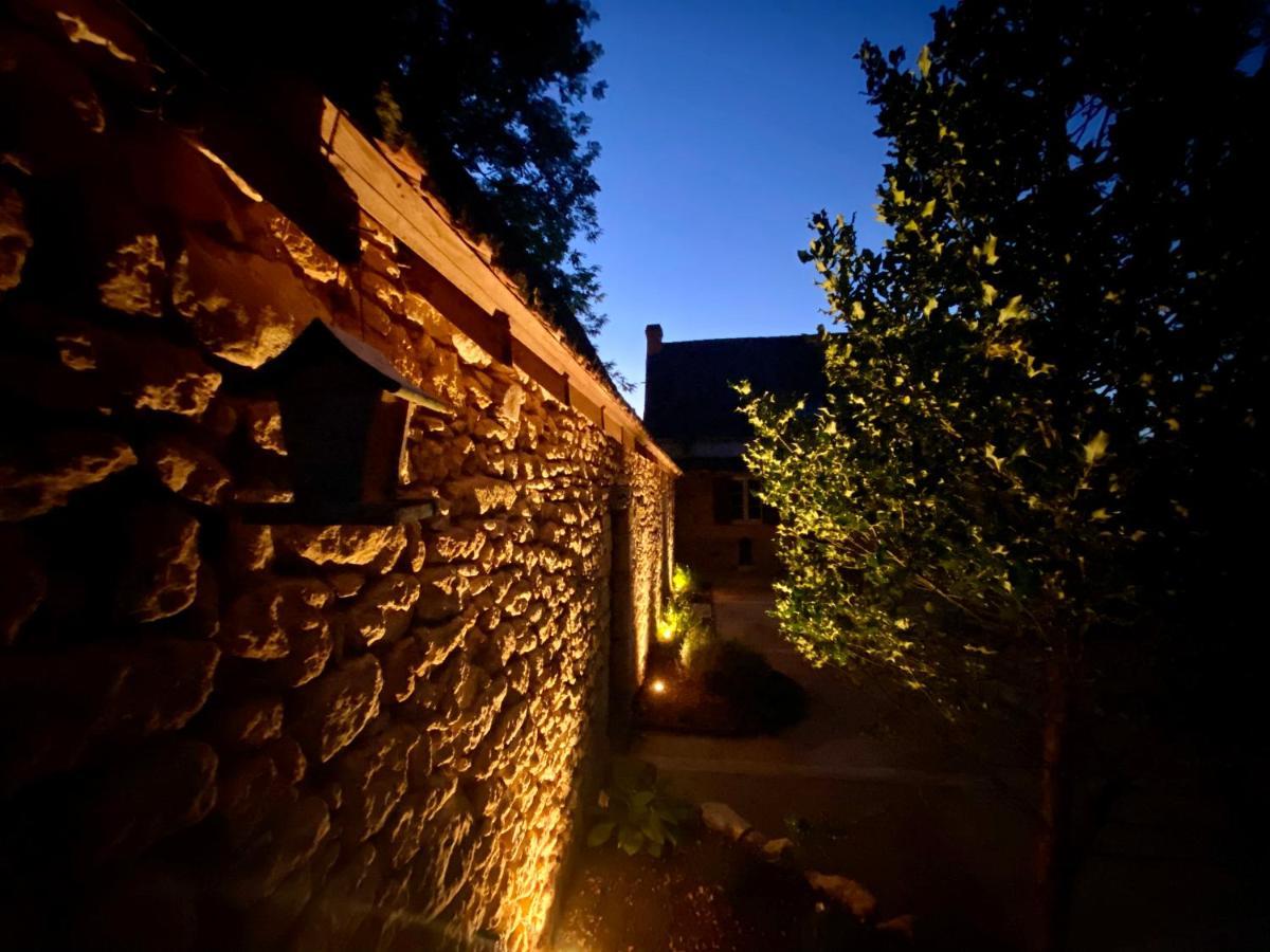 Domaine De Cazal - Gite 2 Pers Avec Piscine Au Coeur De 26 Hectares De Nature Preservee Villa Saint-Cyprien  Exterior photo