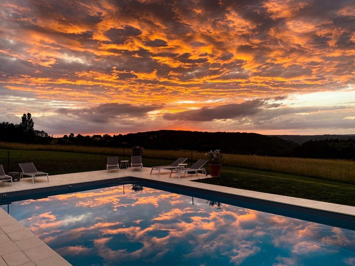 Domaine De Cazal - Gite 2 Pers Avec Piscine Au Coeur De 26 Hectares De Nature Preservee Villa Saint-Cyprien  Exterior photo